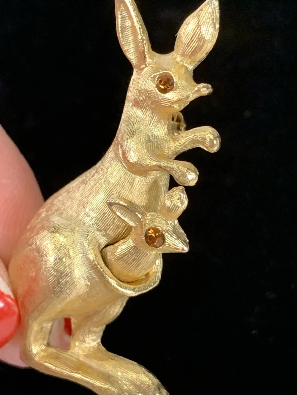 Vintage Avon Mechanical Kangaroo Brooch Pop Up Joey Articulated